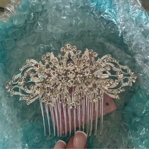 Elegant Silver Hair Comb